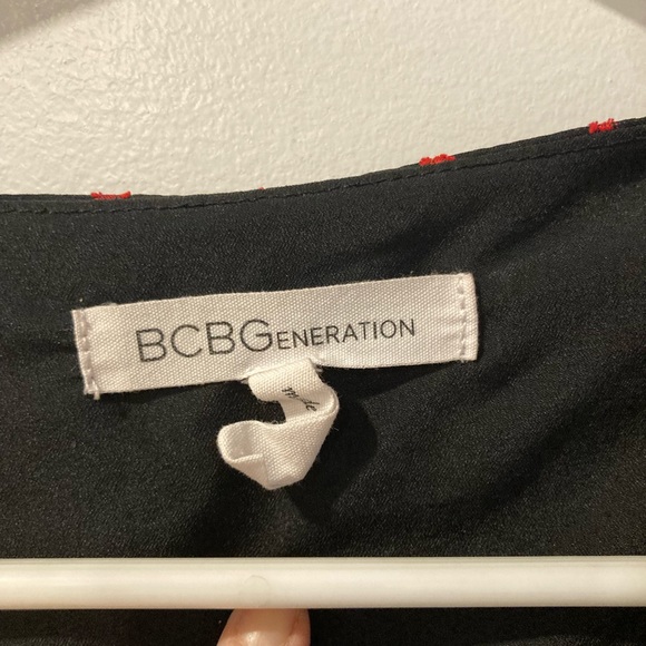 Flirty dress, summer - Picture 3 of 5